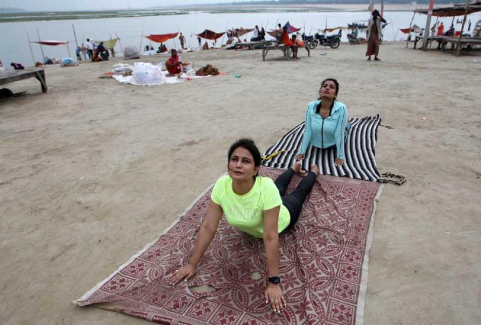 India: Images of the Day