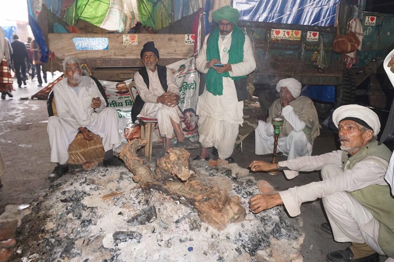 Farmers' protests continue in Singhu border