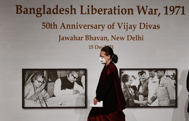 Sonia Gandhi addresses closing ceremony of an event to mark victory of Bangladesh Liberation War in Delhi
