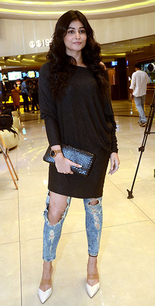 Star-studded premiere of Mainak Bhaumik's Ekannoborti in Kolkata