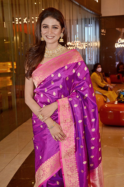 Star-studded premiere of Mainak Bhaumik's Ekannoborti in Kolkata