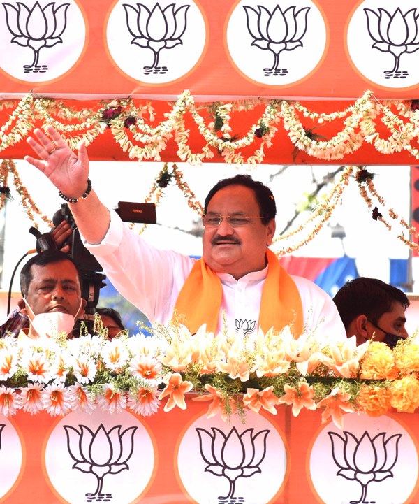 J P Nadda waving supporters during road show for Babul Supriyo in Kolkata