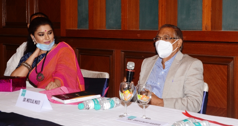 Actress Ananya Chatterjee launches eminent scientist Dr. Motilal Maiti's book BishwoBrahmando O Bijnan