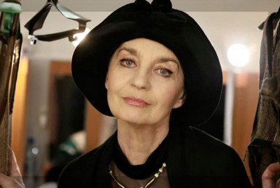 Ukraine: Actress Oksana Shvets dies in Russian 'rocket attack'