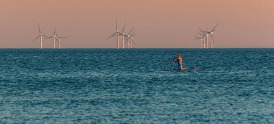 World has ‘gambled on fossil fuels and lost’, warns Guterres