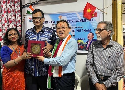 Vietnamese delegation urges biz community to explore opportunities in Khanh Hoa Province