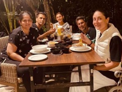 Kareena Kapoor Khan enjoys Khowsey in Kalimpong