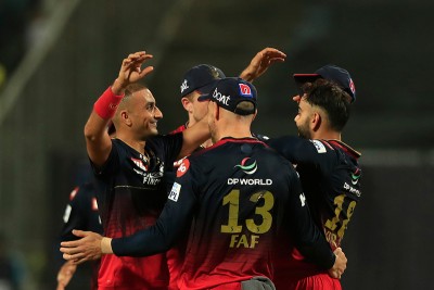 IPL: All-round show against CSK takes RCB to top 4