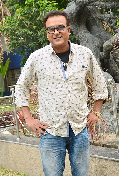 SVF unveils trailer of Vikram Chatterjee, Madhumita Sarcar starrer Kuler Achaar