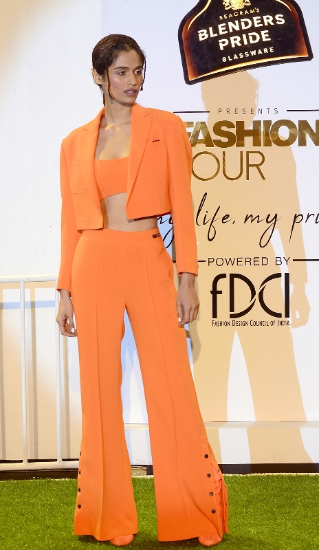 Rajkummar Rao, Patralekhaa, Harmanpreet Kaur dazzle at Blenders Pride Glassware Fashion Tour