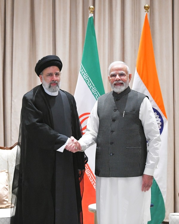 SCO Summit: PM Modi, President of Iran discuss bilateral issues in Uzbekistan's Samarkand