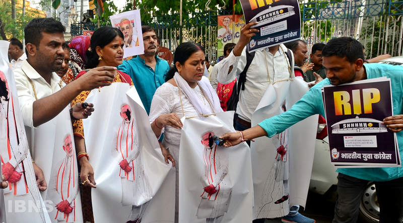 Youth Congress activists protest Rahul Gandhi's disqualification from Lok Sabha