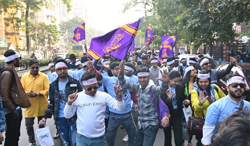 Shah Rukh Khan's fans celebrate 'Dunki' release