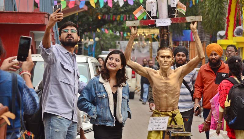 Candid shots from 29th KIFF