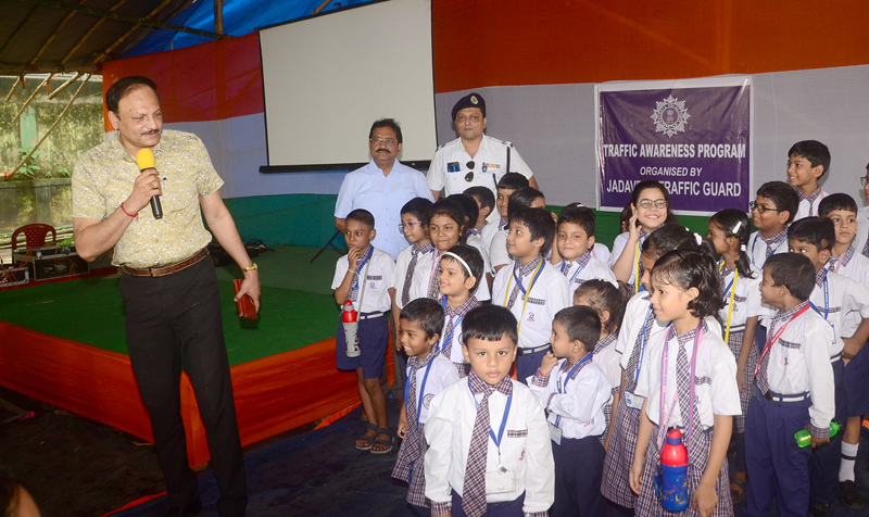 Kolkata's Ram Mohan Mission High School holds traffic awareness after Behala road tragedy