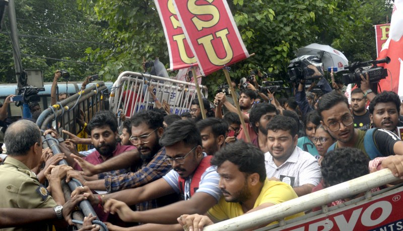 Left students take out protest rally over JU student's death in Kolkata