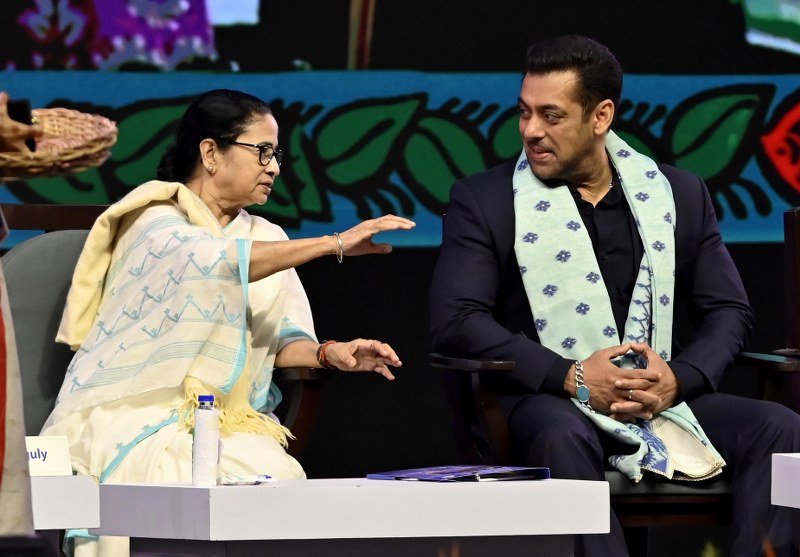 Glimpses from star-studded 29th KIFF inaugural ceremony