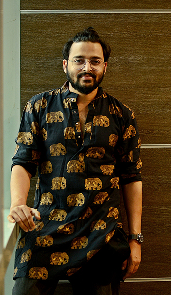 In Images: Trailer launch of Hoichoi's web series 'Antormahal'