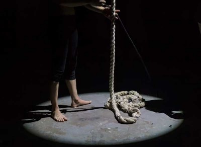 UP: Driver's body found hanging inside bus in Sadar Bazar