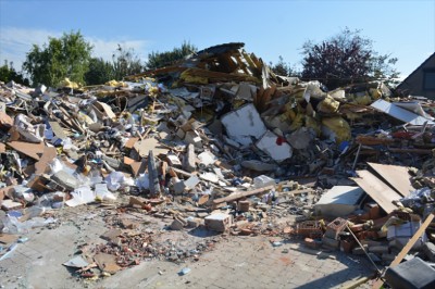 Pakistan: Under-construction building collapses in Karachi, three die