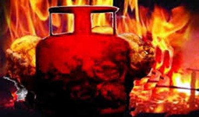 Uttar Pradesh: Girl dies, 3 injured as cylinder explodes in Bahraich