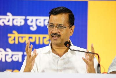 Kejriwal slams BJP MLA for graft in Karnataka rally, defends Sisodia