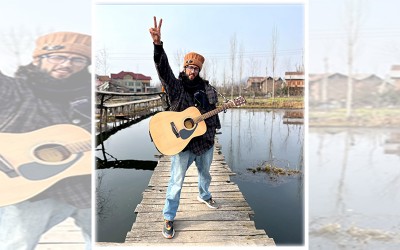 Meet Babar Mudasir: Singer who sings to help poor and needy