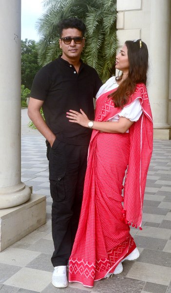 Trailer of Dev starrer 'Byomkesh O Durgo Rahasya' releases at a star-studded event in Kolkata