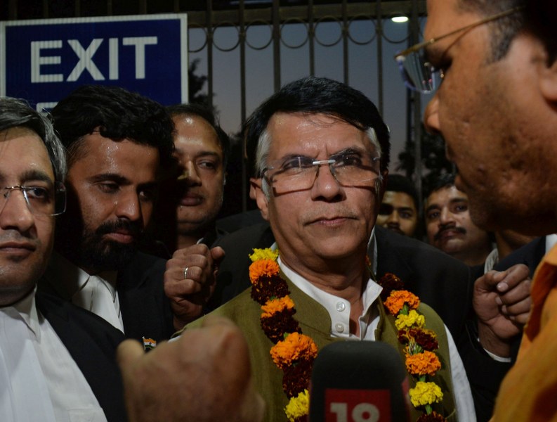 Congress leader Pawan Khera outside Dwarka Court in Delhi