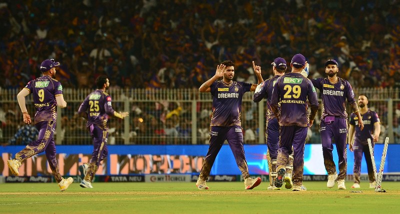 IPL: KKR beat RCB by 1 run in last-ball thriller at Eden Gardens