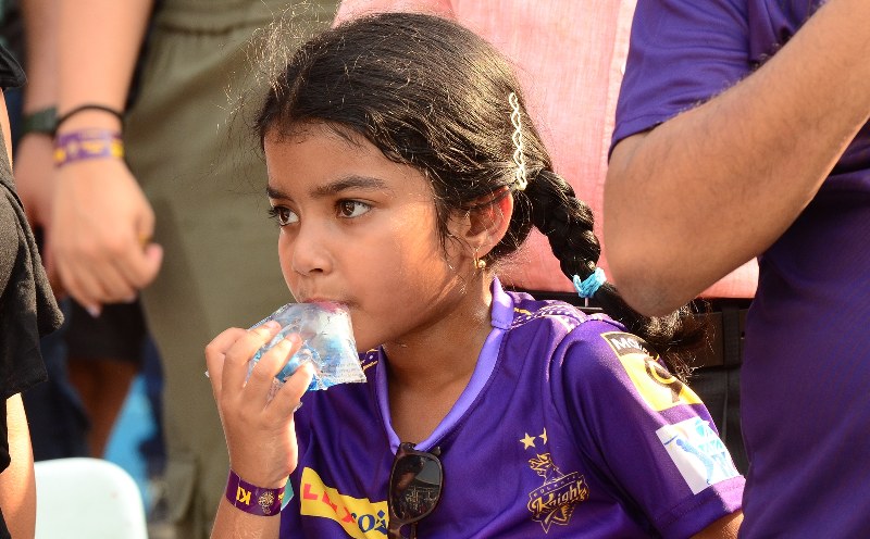 IPL: KKR beat RCB by 1 run in last-ball thriller at Eden Gardens