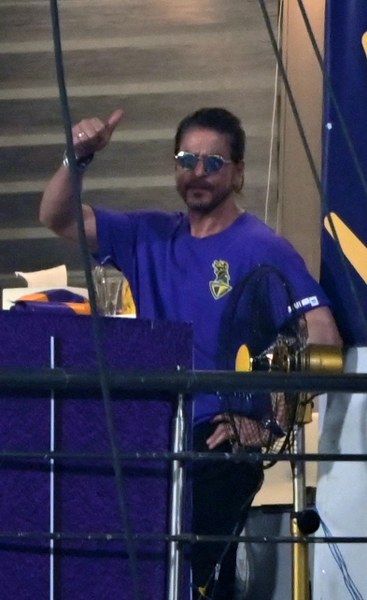 'Lucky charm' Shah Rukh Khan cheers for KKR as his team takes on PBKS at Eden Gardens