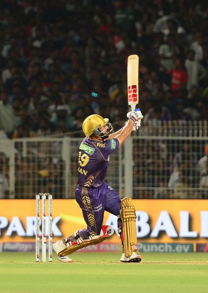'Lucky charm' Shah Rukh Khan cheers for KKR as his team takes on PBKS at Eden Gardens