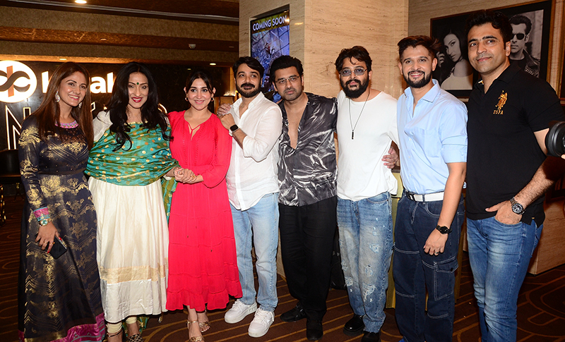 Prosenjit Chatterjee, Dev, Jeet, others at Ajogyo's special screening