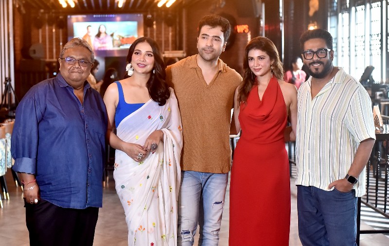Raj Chakraborty's Babli starring Abir Chatterjee, Subhashree Ganguly, Sauraseni Maitra gets its trailer launched