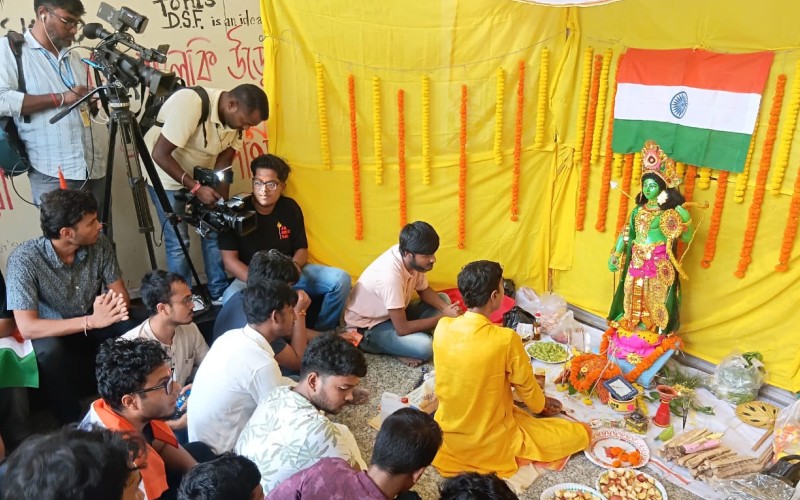 ABVP supporters observe Ram Navami in Jadavpur University