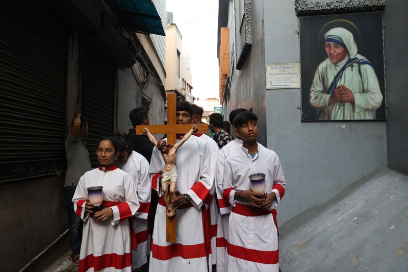 Christians celebrate Good Friday in Kolkata