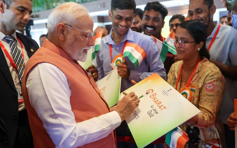 In Images: PM Modi welcomed by Indian diaspora in Maldives