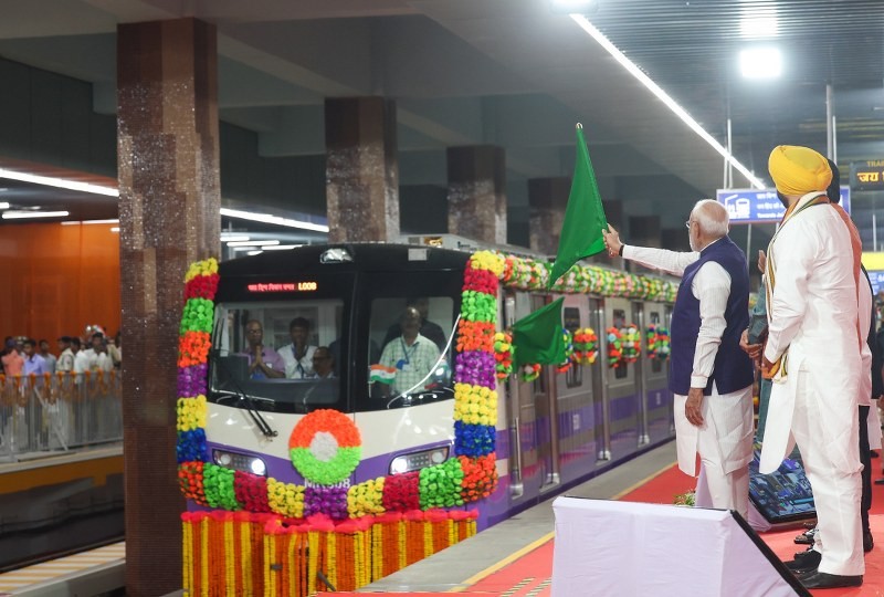 In images: PM Modi flags off metro trains on 3 new routes in Kolkata