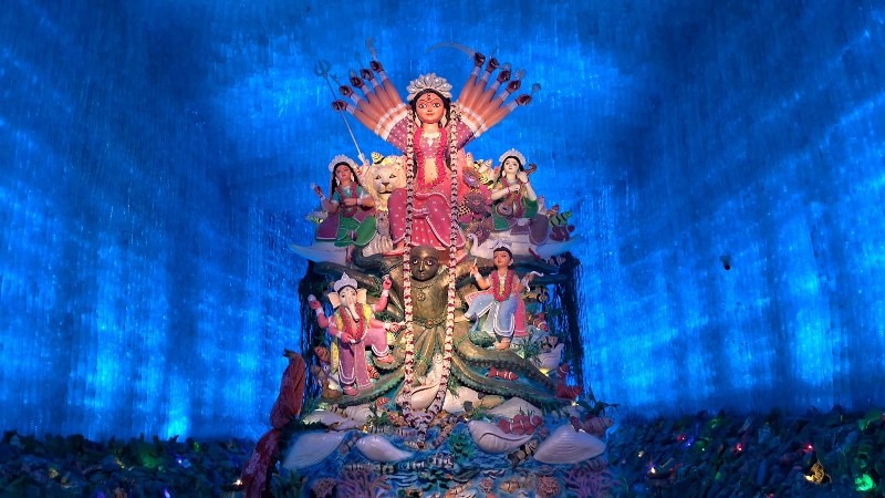 In Images: Glimpses of Durga Puja across Kolkata