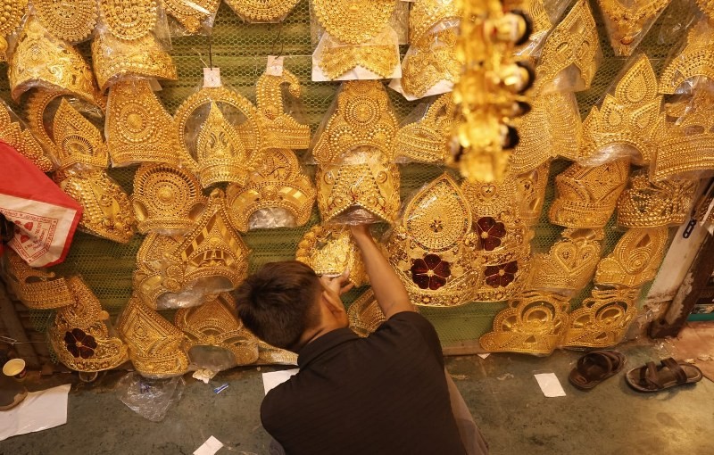 In Images: Kolkata markets shine with imitation jewellery ahead of Kali Puja
