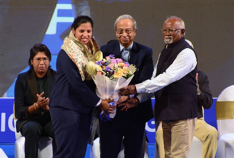 In Images: From cheers to honours — Kolkata hails World Cup hero Richa Ghosh at Eden Gardens