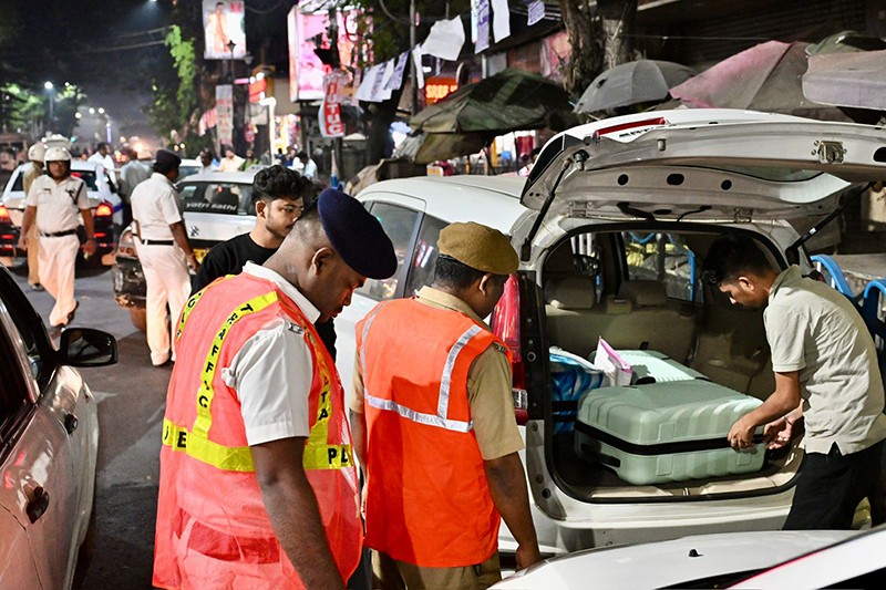 New Delhi blast: Security beefed up across Kolkata
