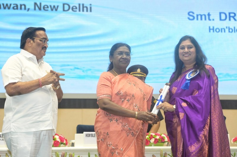 In Images: Droupadi Murmu confers 6th National Water Awards & Jal Sanchay Janbhagidari Awards