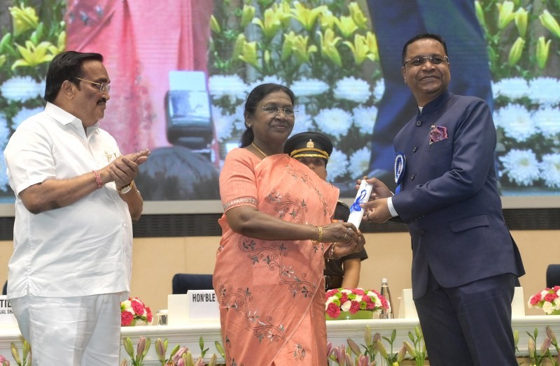 In Images: Droupadi Murmu confers 6th National Water Awards & Jal Sanchay Janbhagidari Awards