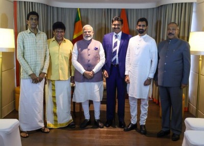 Narendra Modi meets Indian Origin Tamil leaders in Colombo, offers support for construction of 10,000 houses