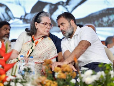 ED accuses Sonia Gandhi, Rahul Gandhi of cheating, money laundering in National Herald case