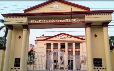 Female student sets herself on fire over sexual harassment by teacher in Odisha's Balasore