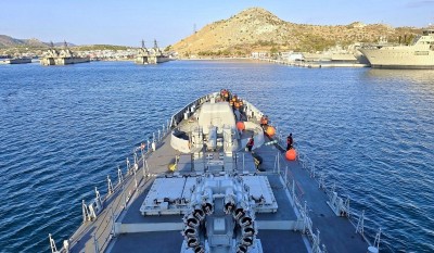 Greece: Indian Naval Ship Trikand visits Salamis Bay