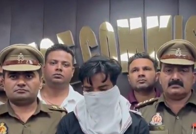 Horrific crime in Noida: Bengal man kills lover inside bus, dumps headless, armless body in drain